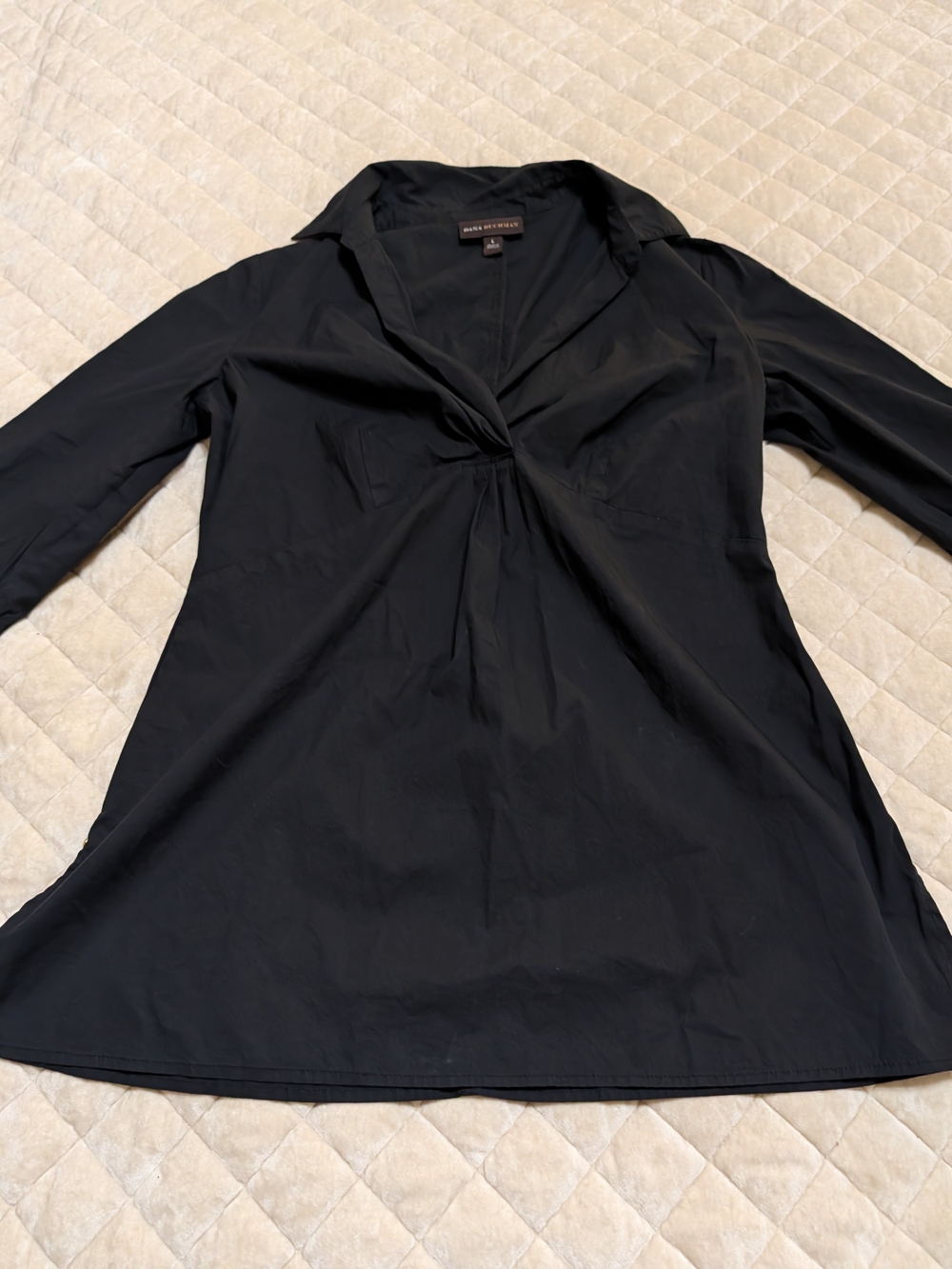 Diane von Furstenberg Black V-Neck Tunic Top